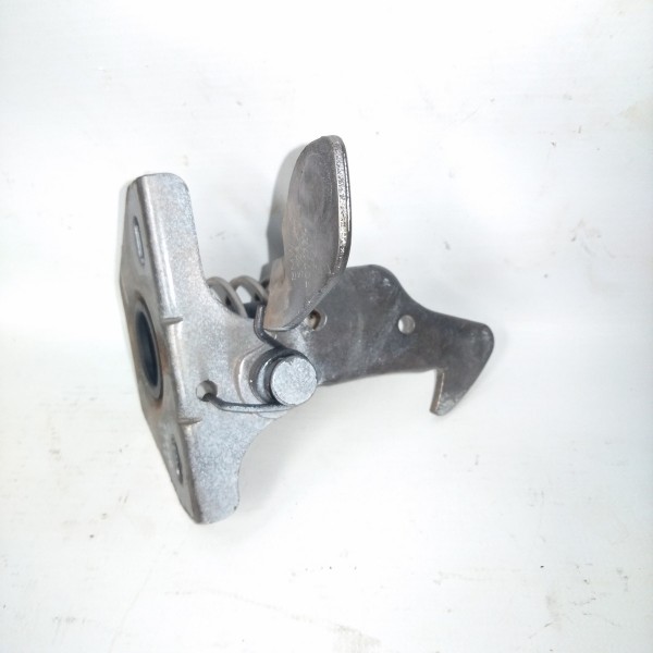 Trava Capo Bmw 118 E87 2004 2011