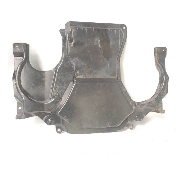 Protetor Plástico Carter Mercedes C180 Cgi 2014 W204 Detalhe