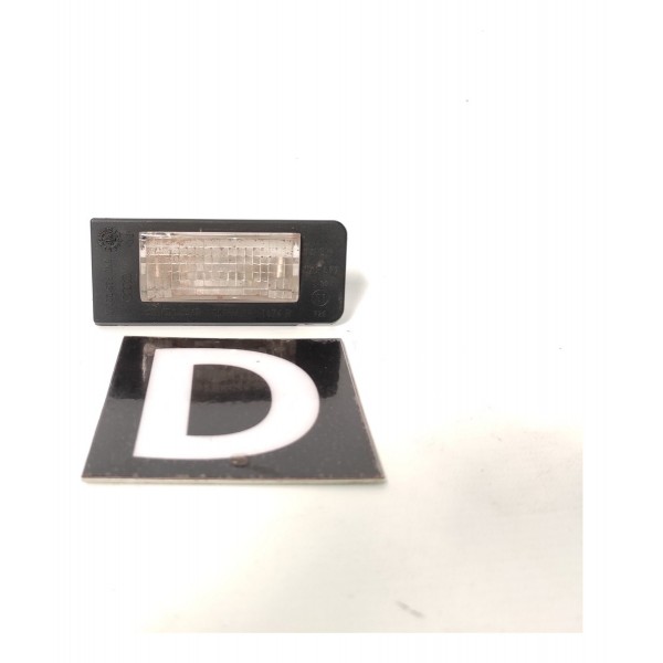 Luz De Placa Direito Audi Tt Quattro Mk1 1.8t 1998 2006