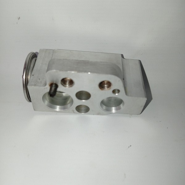 Valvula Expansao Evaporadora 1k0820679 Vw Passat B6 06 10