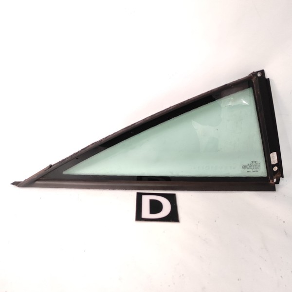 Vidro Vigia Traseiro Direito Audi Tt Quattro Mk1 1.8t 1998