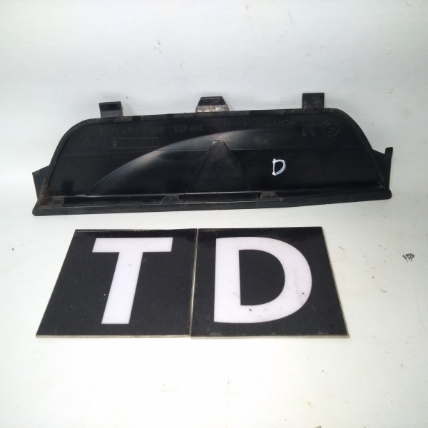 Acabamento Soleira Traseiro Direito Bmw 118 E87 2004 2011  Preto