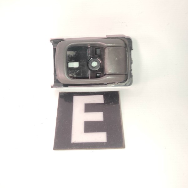 Maçaneta Interna Esquerda Subaru Impreza 1992 1999