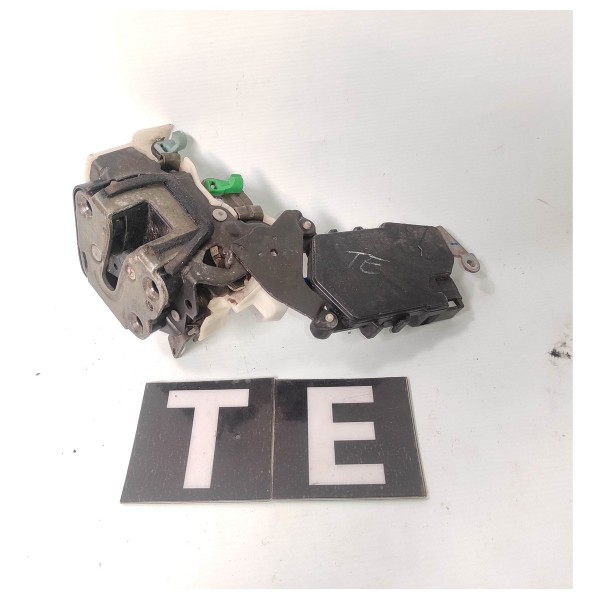 Trava Elétrica Traseira Esquerda Subaru Impreza  1992 1999