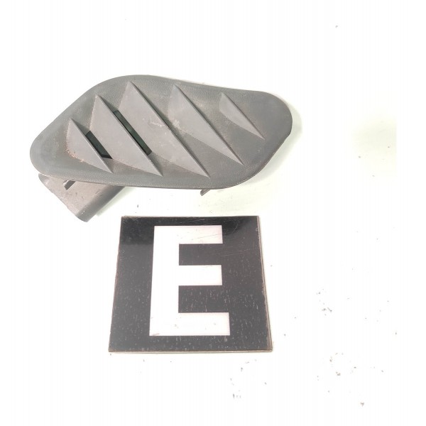 Difusor Esquerdo Superior Tabelie Painel Pajero Sport 05 11