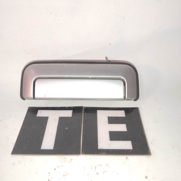 Macaneta Externa Traseira Esquerda Pajero Sport 2005 2011 Prateado Traseira