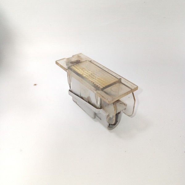 Luz De Placa Renault Master Megane 99/02