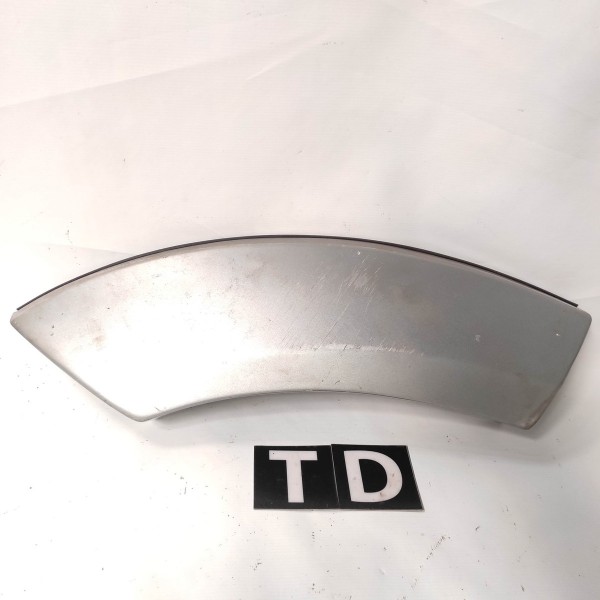Moldura Porta Traseira Direita Mitsubishi Pajero Sport 05 11 Direita Traseira Prateado