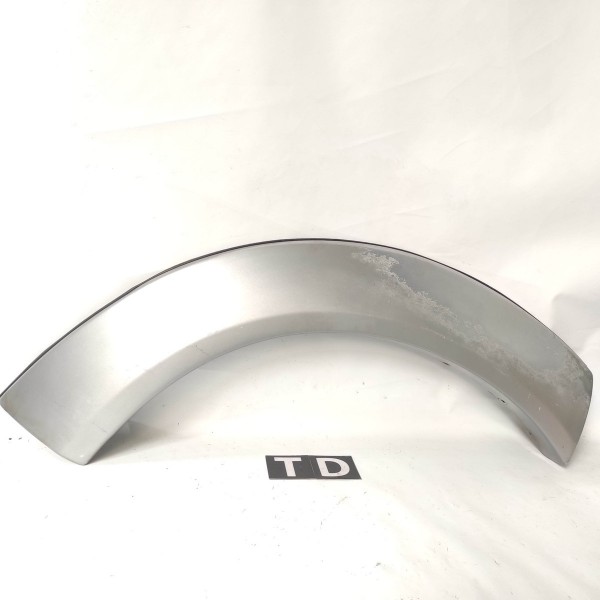 Moldura Lateral Traseira Direita Mitsubishi Pajero 2008 Traseira Direita