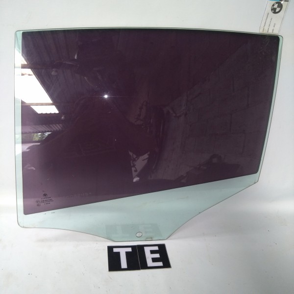 Vidro Porta Traseiro Esquerdo   Bmw 118 E87 2004 2011