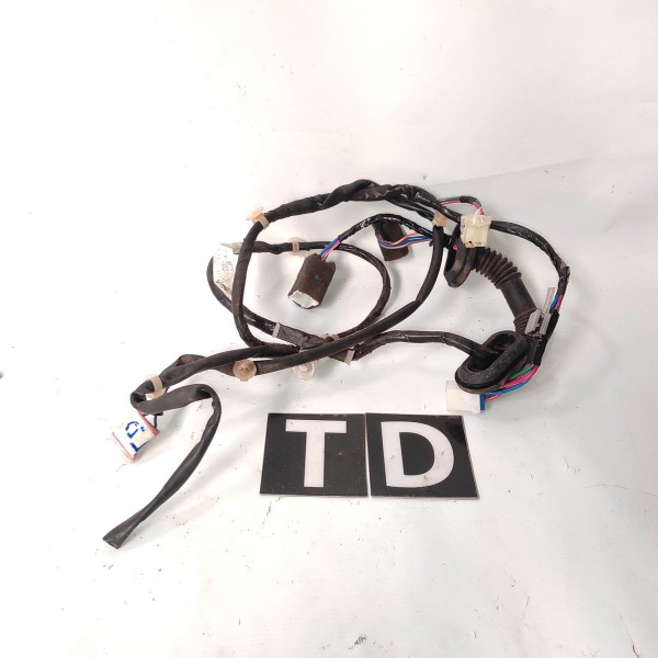 Chicote Porta Traseira Direita Pajero Sport 3.5 2008 Detalhe