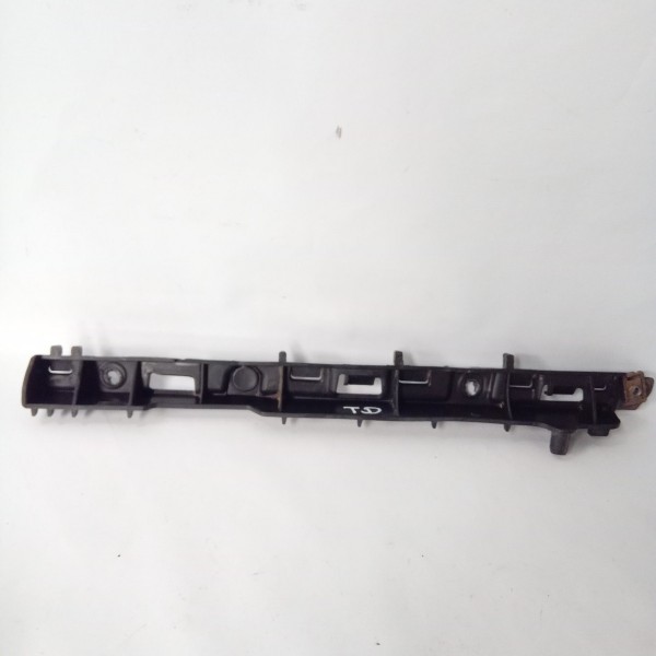 Guia Direito Parachoque Traseiro Peugeot 408 2014