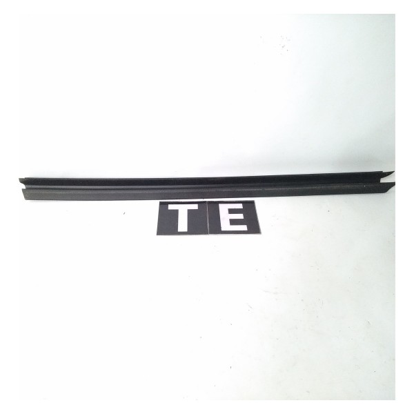 Pestana Interna Traseira Esquerda Bmw 118 E87 2004 2011  Preto