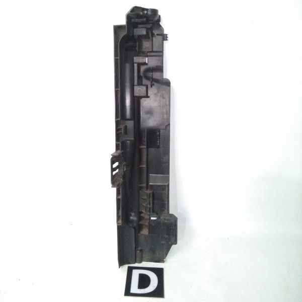 Suporte Lateral Radiador Direito  Bmw 118 E87 04 11 Preto