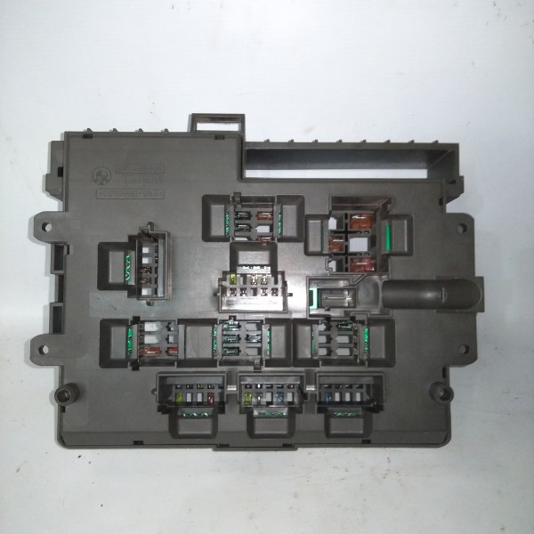 Caixa Fusível Bmw Bmw 118 E87 X1 2004 2011 10688710