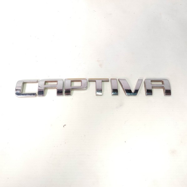Emblema  Captiva  Tampa Traseira Chevrolet Captiva 06 18