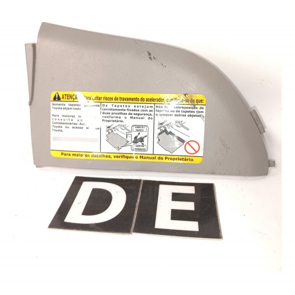 Tampa Lateral Esquerda Painel Tabelie Toyota Corolla 09 13