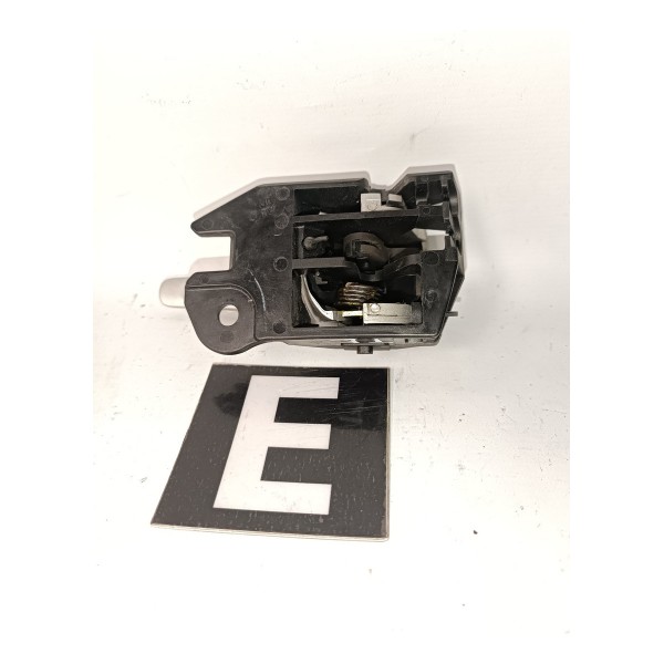 Macaneta Interna Esquerda Toyota Corolla 2009 2013