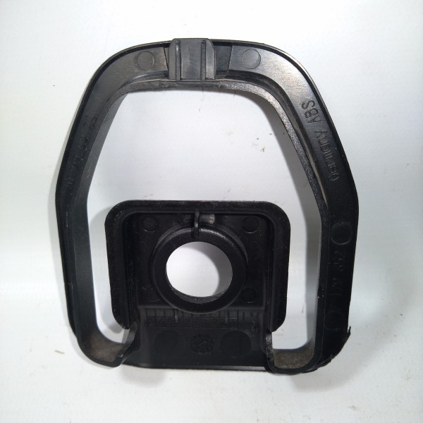 Moldura Gancho Porta Malas Bmw 118 E87 2004 2011