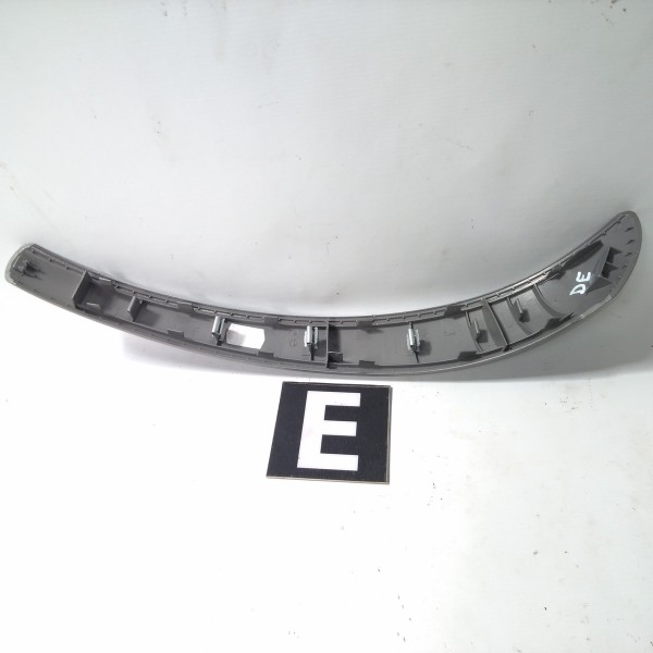 Moldura Puxador Forro De Porta Esquerdo Bmw 118 E87 04 11