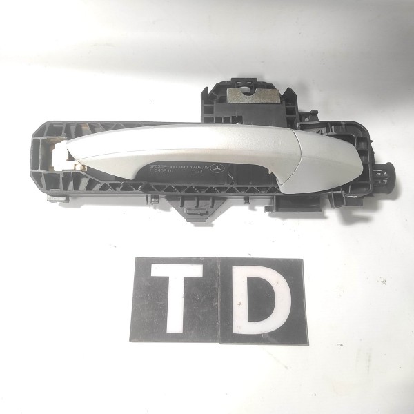 Maçaneta Externa Traseira Direita Mercedes C200 2007 2010