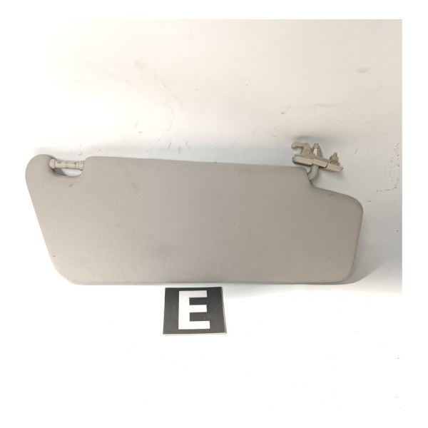 Quebra Sol Esquerdo Mercedes C180 C200 W204 07 14