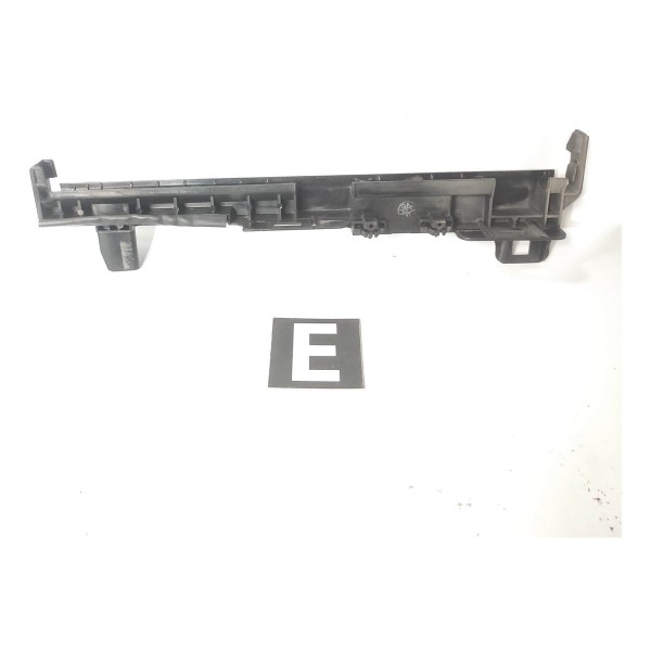 Suporte Lateral Radiador Esquerdo Mercedes C200 W204 07 10