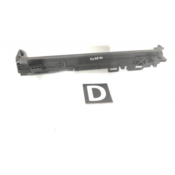 Suporte Lateral Radiador Direito C180 C200 W204 2007 2014