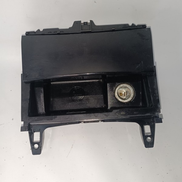 Porta Objetos Console Central Tomada 12v Mercedes C200 07 14