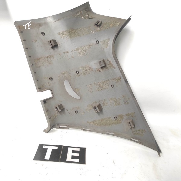 Acabamento Coluna Traseira Esquerda Audi A3 2p 1996 2005