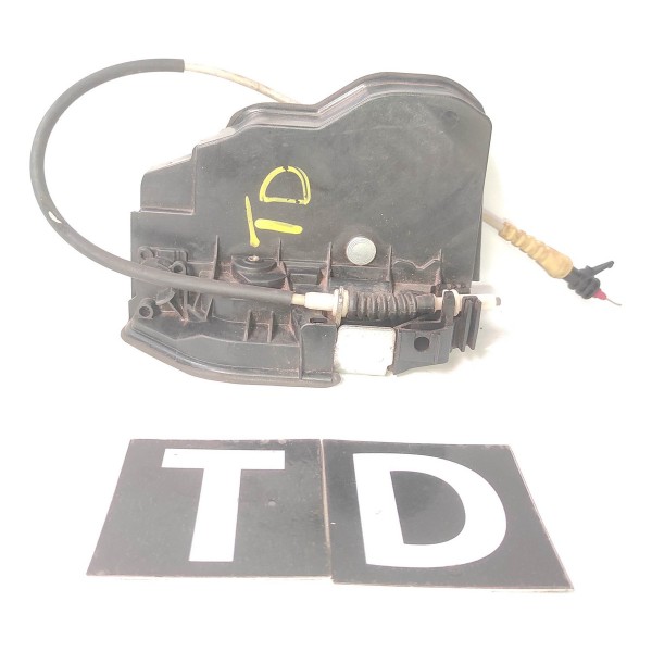 Trava Elétrica Traseira Direita Bmw X5 E70 2007 2012