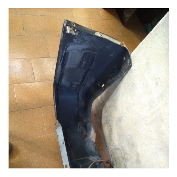 Para-choque Traseiro  Subaru Forester 1998 Detalhe