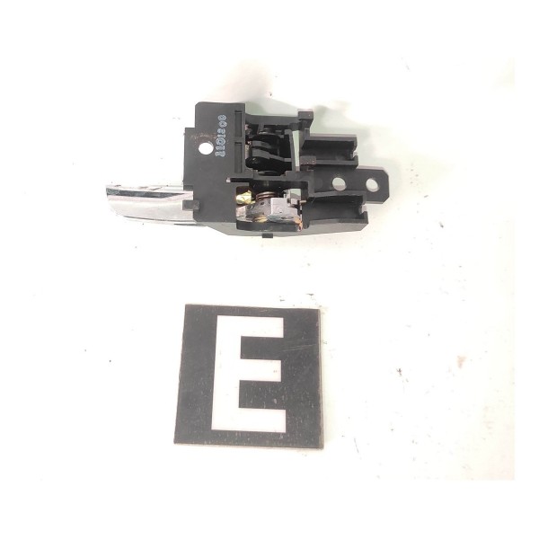 Maçaneta Interna Esquerda Mitsubishi Asx 2.0 2010 2022