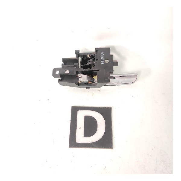Maçaneta Interna Direita Mitsubishi Asx 2.0 2010 2022