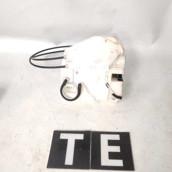 Trava Elétrica Traseira Esquerda Mitsubishi Asx 2.0 10 22