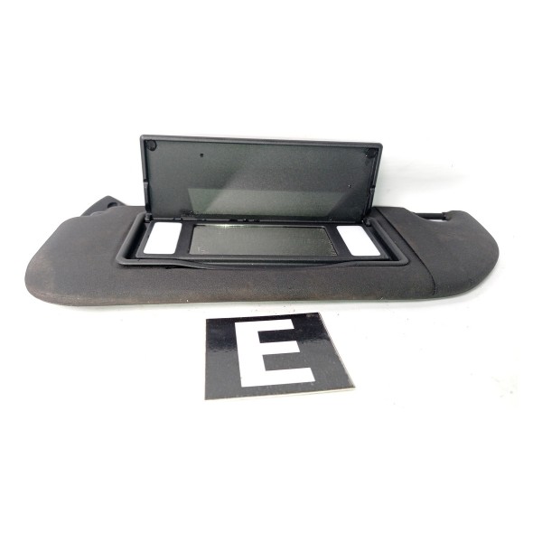 Quebra Sol Direito Citroen Ds3 Detalhe