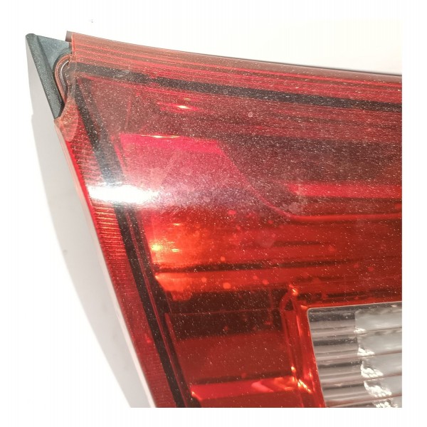 Lanterna Esquerda Porta Malas Mitsubishi Asx 2012 Detalhe