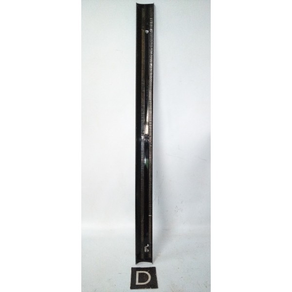 Acabamento Trilho Rack De Teto Direito Discovery 3