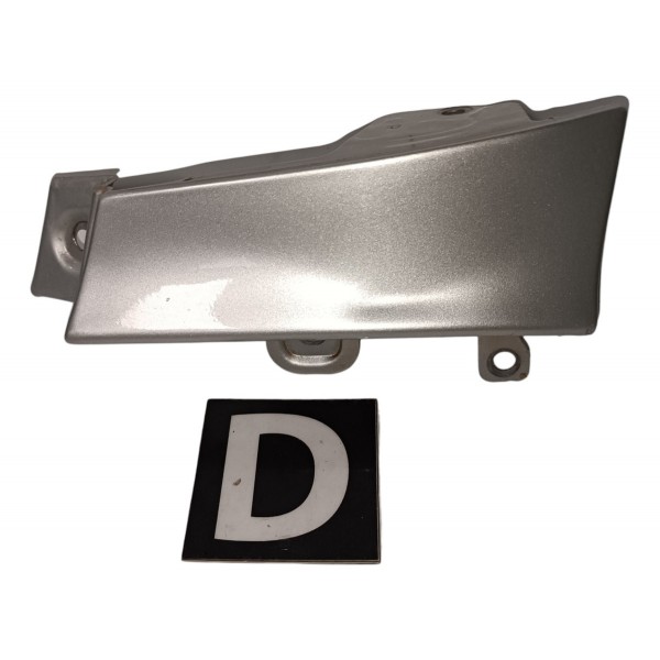 Acabamento Inferior Lanterna Traseira Direita Captiva 06 18 Prateado