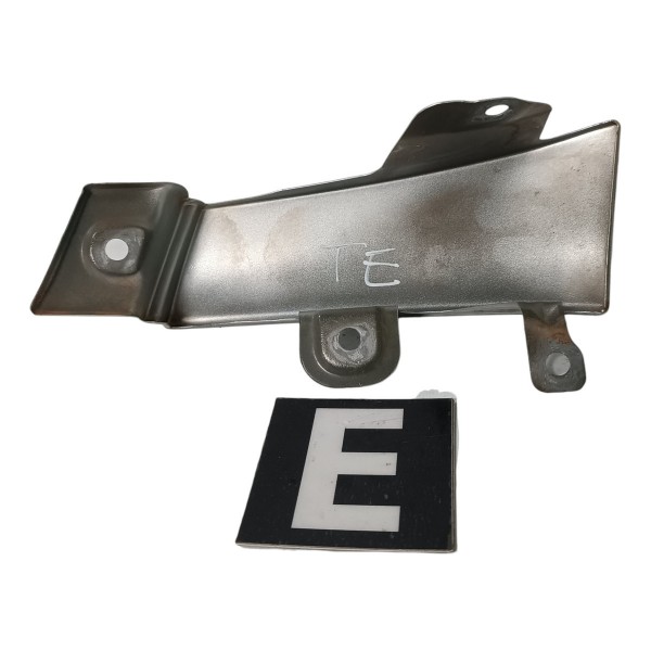 Acabamento Inferior Lanterna Traseira Esquerda Captiva 06 18 Prateado