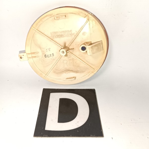 Refletor Direito Parachoque Traseiro Chevrolet Captiva 06 18