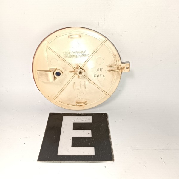 Refletor Esquerdo Parachoque Traseiro Captiva 2006 2018