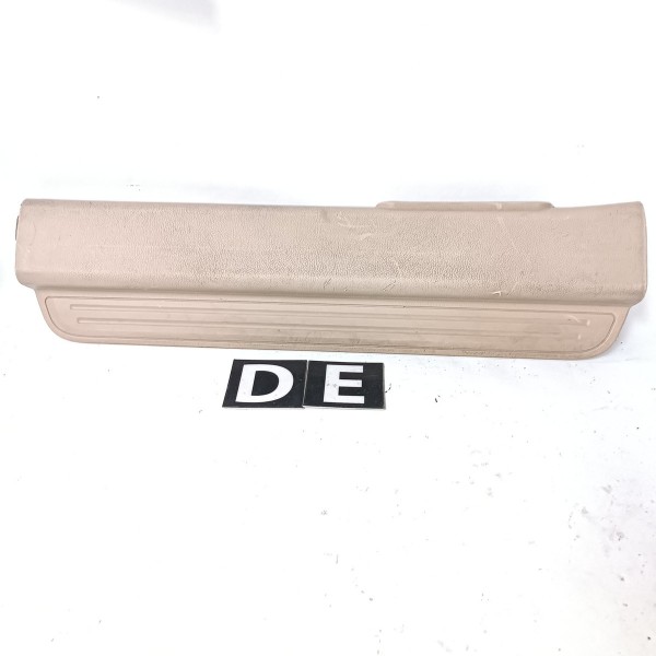 Soleira Dianteira Esquerda Chevrolet Captiva 2006 2018 Bege