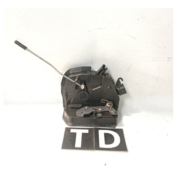 Trava Eletrica Traseira Direita Bmw X5 E53 2000 2006