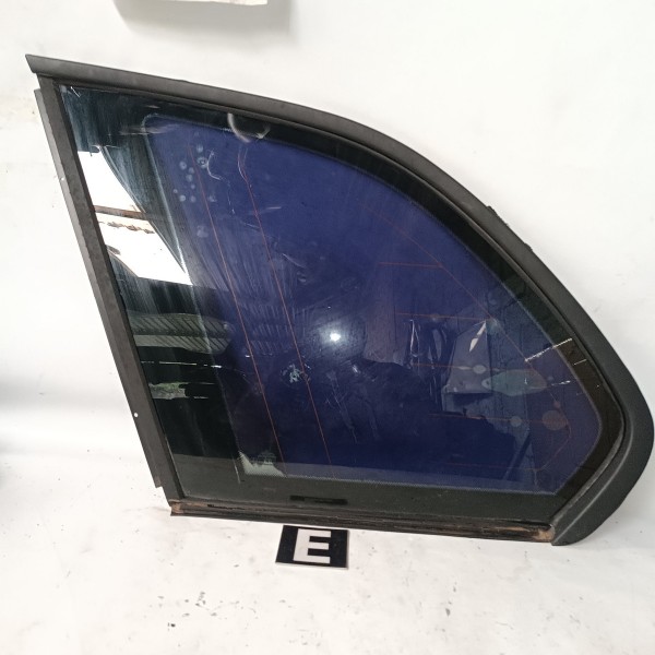 Vidro Vigia Traseiro Esquerdo Bmw X5 E53 2000 2006