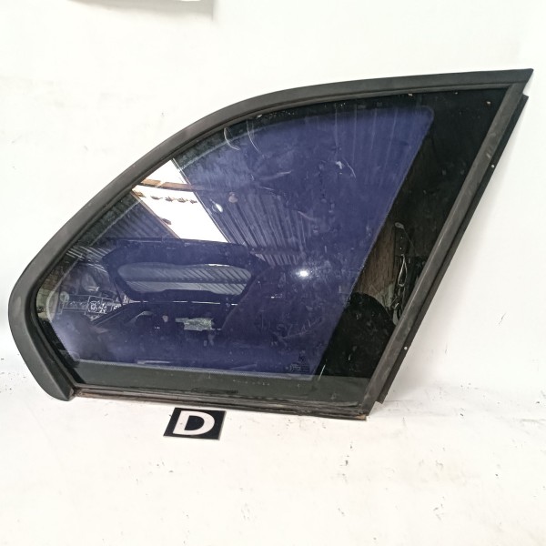 Vidro Vigia Traseiro Direito Bmw X5 E53 2000 2006