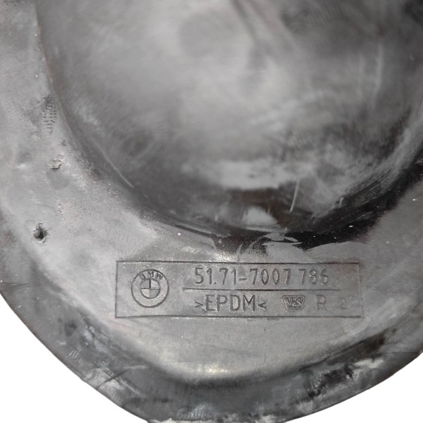 Acabamento Coxim Amortecedor Traseiro Bmw X5 E53 2000 2006