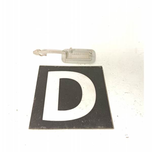 Tampa Parafuso Coluna B Direita Audi A5 2010 2017