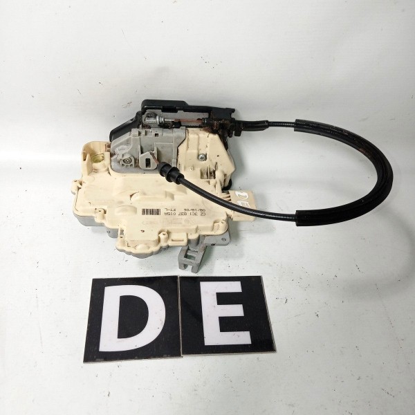 Trava Eletrica Porta Dianteira Esquerdo Vw Passat B6 06 10