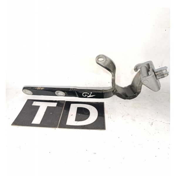 Dobradiça Direita Porta Malas Audi A5 2010 2017